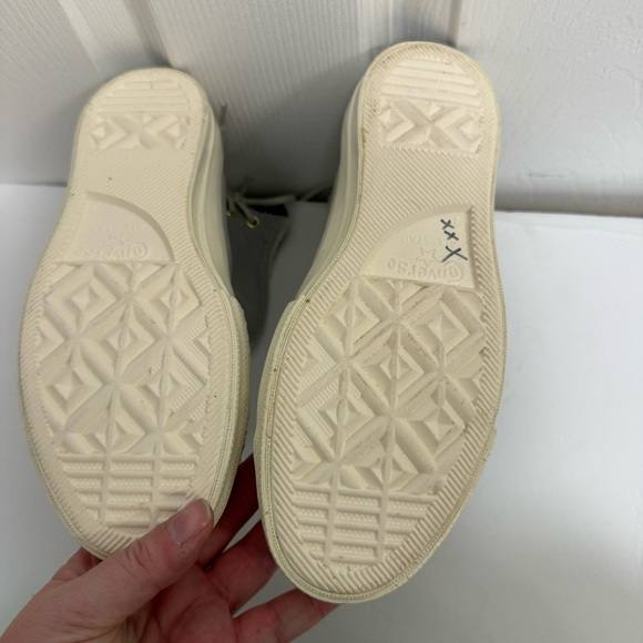 Vintage Converse Backlaced Sneaker! - Picture 4 of 4